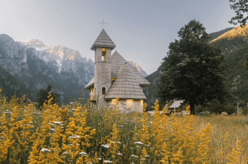 El pueblo de Theth en Albania